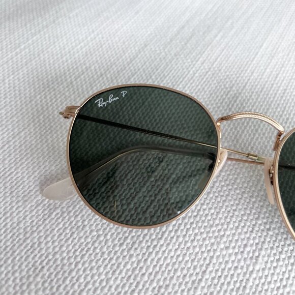 Ray-Ban RB3447 Gold Round Polarized Metal Sunglasses Dark Gray Lens Classic - Picture 3 of 7